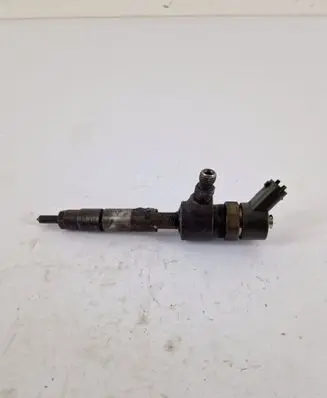 Fuel injector