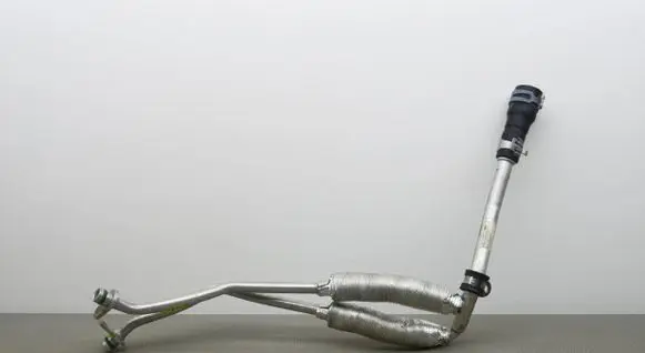 Audi Q7 4M Engine coolant pipe/hose 06M121085G