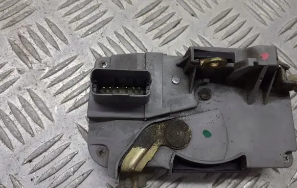 Citroen C5 Front door lock 9632609777
