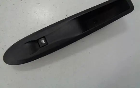 Citroen DS3 Electric window control switch