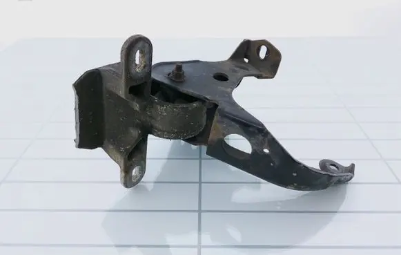 Chrysler Grand Voyager IV Gearbox mount 04880314AB