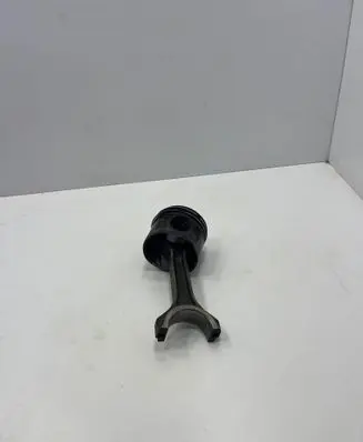 Ford Transit Piston with connecting rod H268X