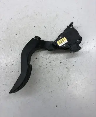 Audi A4 S4 B7 8E 8H Accelerator throttle pedal 8E1723523G 6PV00837506