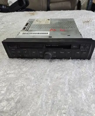 Audi A3 S3 8L Radio/CD/DVD/GPS head unit 7640251380 8L0035152A