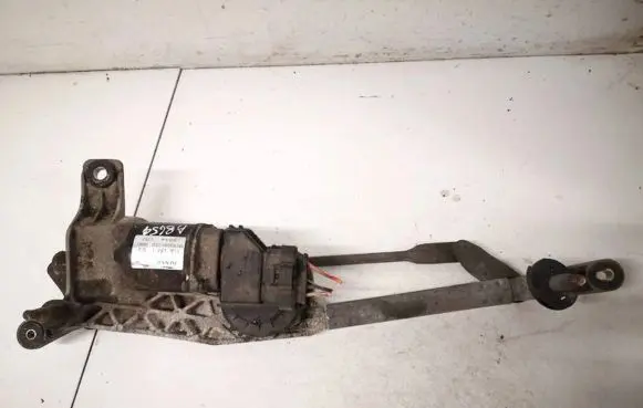 Fiat Idea Front wiper linkage and motor