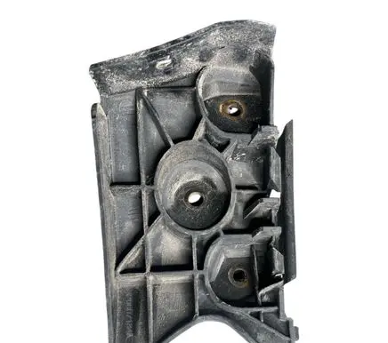 Seat Toledo III (5P) Front bumper mounting bracket 8P0807184A