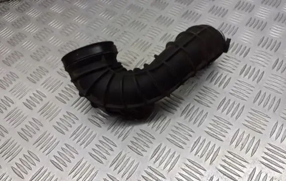 Volvo S60 Air intake hose/pipe 08634143