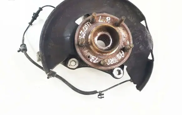 Opel Astra J Front wheel hub