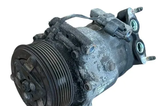 Volvo V60 Air conditioning (A/C) compressor (pump) 31348213