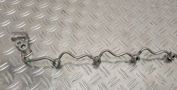 Toyota Verso Fuel main line pipe