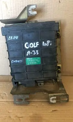 Volkswagen Golf III Engine control unit/module 811906264 0280800104