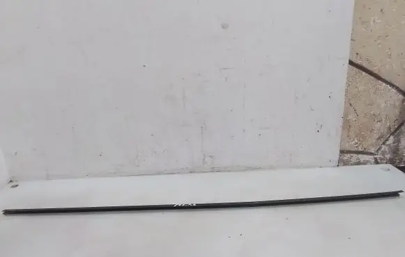 Volkswagen Fox Front door glass trim molding 
