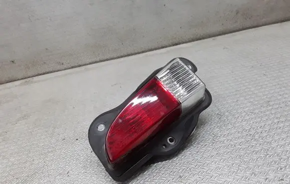 Hyundai Elantra Tailgate rear/tail lights