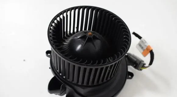Ford Mustang VI Heater fan/blower GR3B19846B