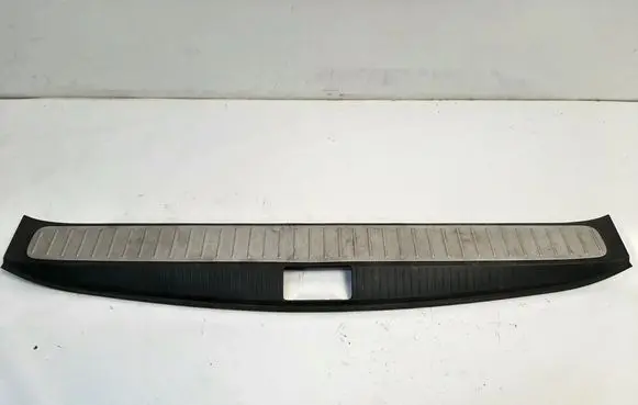 Opel Astra J Trunk/boot sill cover protection 322225228