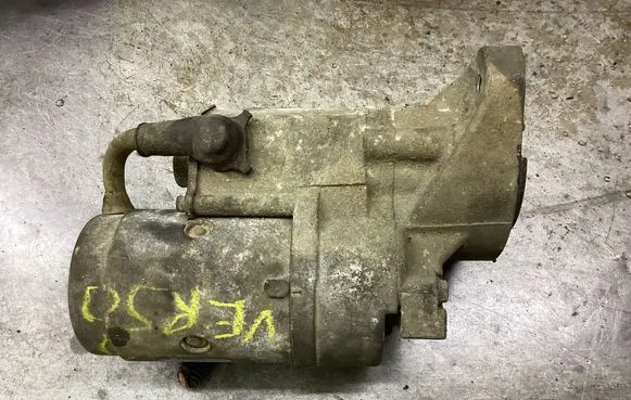 Toyota Avensis Verso Starter motor 2810064430 2280009221