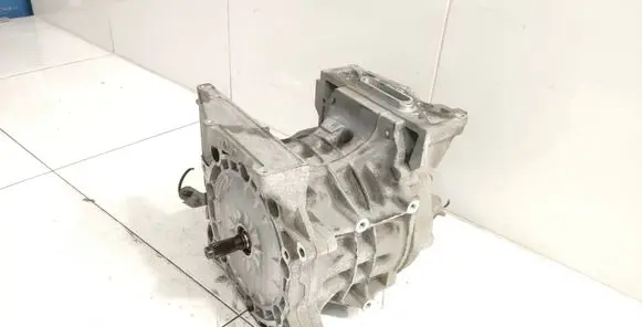 Nissan Leaf I (ZE0) Electric car motor EM57 YHJ13
