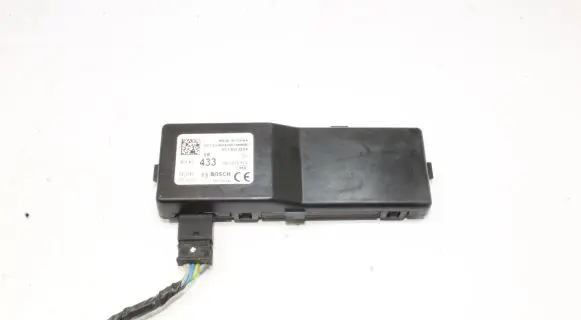 Opel Mokka Door central lock control unit/module 13503204