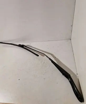 Volvo XC70 Front wiper blade arm 31276663