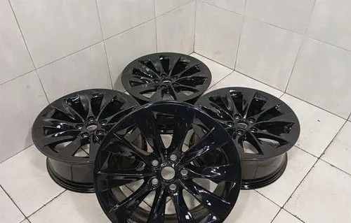 Tesla Model S R18 alloy rim 105933700B