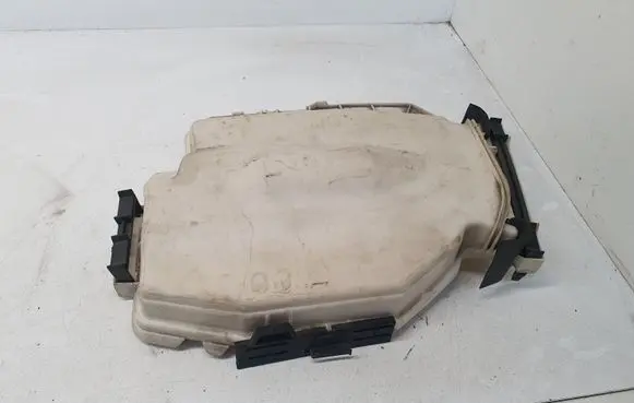 BMW 3 E90 E91 Fuse box cover 1290752893302