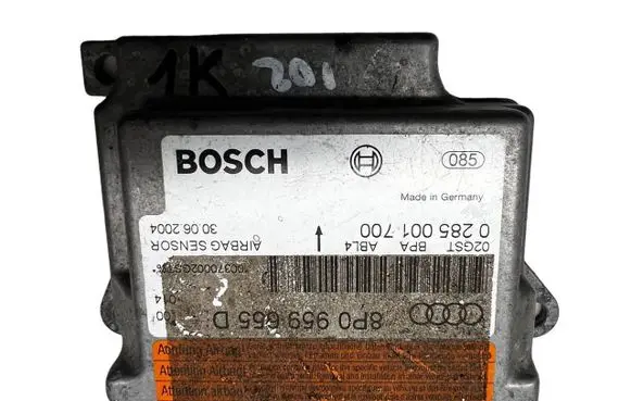 Volkswagen PASSAT B6 Airbag control unit/module 8P0959655D 0285001700