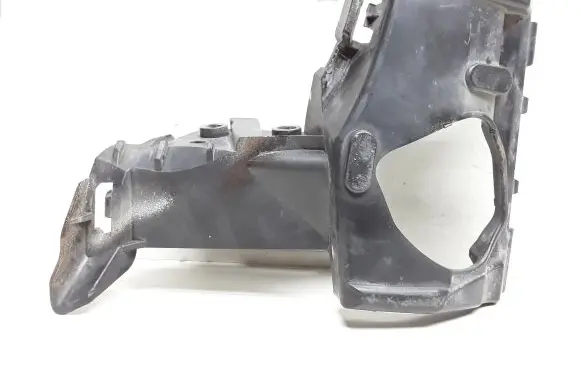 Volvo XC60 Headlight washer nozzle holder 30763420
