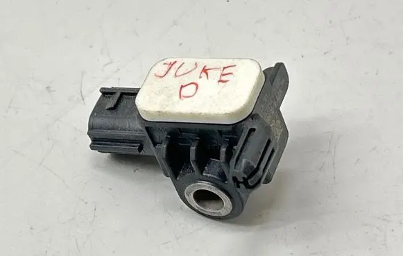 Nissan Juke I F15 Airbag deployment crash/impact sensor 988301EA0A