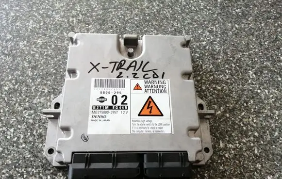 Nissan X-Trail T30 Engine control unit/module B371MEQ44B MB27580029575800295 5800295