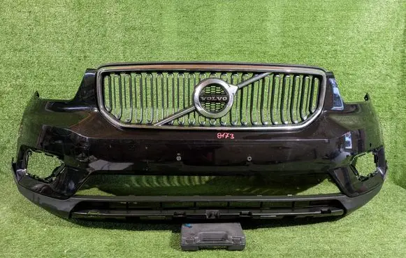 Volvo XC40 Front bumper 