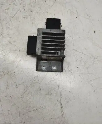 Coolant fan relay