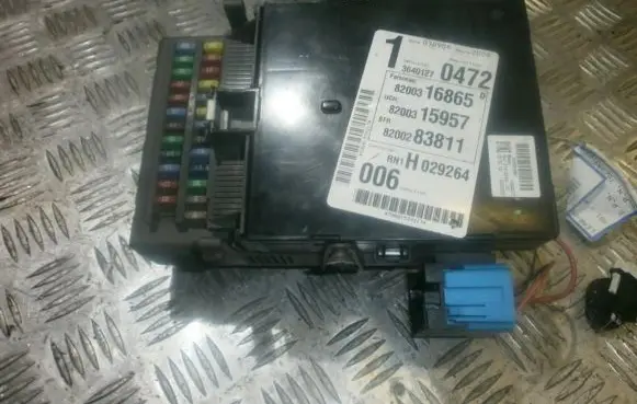 Renault Laguna II Comfort/convenience module 8200316865d 8200283811