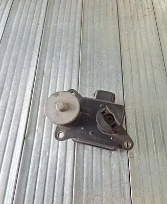 Hyundai Tucson JM Intake manifold valve actuator/motor 2838127400