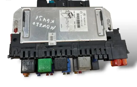 Mercedes-Benz S W220 Fuse module A0315451732 05045124 04512403011001