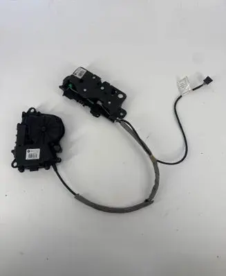 BMW 7 G11 G12 Tailgate/trunk/boot lift motor 7357097 UA735709707 C36744101