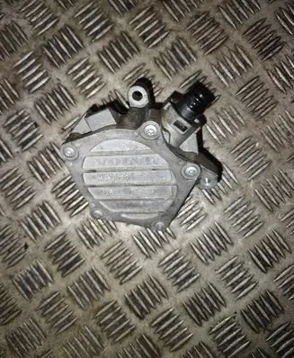 Volvo S90, V90 Vacuum pump 31316688