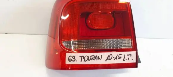 Volkswagen Touran II Rear/tail lights
