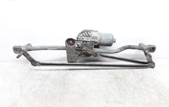 Volvo V70 Front wiper linkage and motor 30796358 3397020958 1397220585