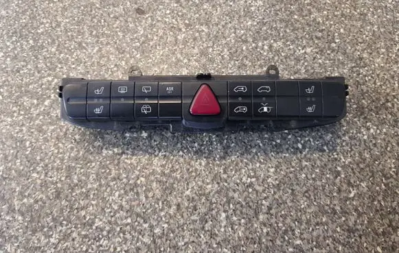 Mercedes-Benz Vito Viano W639 A set of switches 6395454707