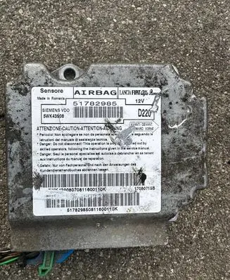Fiat 500 Airbag control unit/module 51782985 5WK43908 17080715B