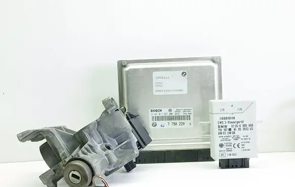 BMW 5 E39 Engine ECU kit and lock set 0281011257 7790220