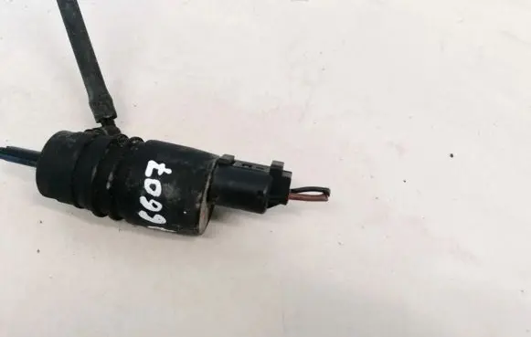 BMW 7 E65 E66 Windscreen/windshield washer pump 20160405 23113