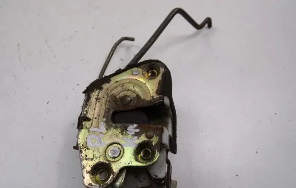 KIA Joice Front door lock