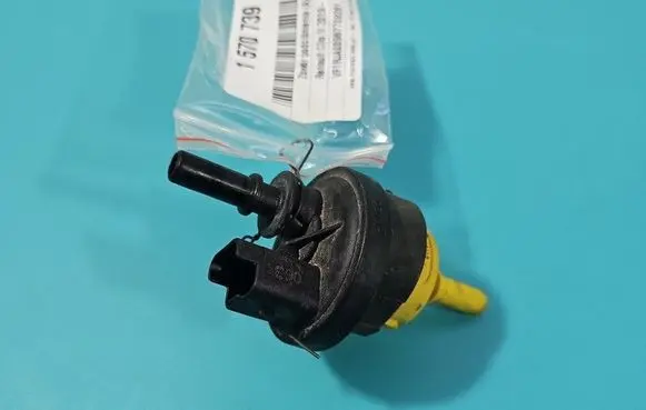 Renault Clio V Turbo solenoid valve V29122964 IMPRK1570739