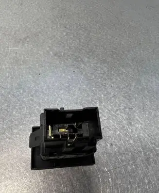Volkswagen Touareg I Parking (PDC) sensor switch 7L6919281A