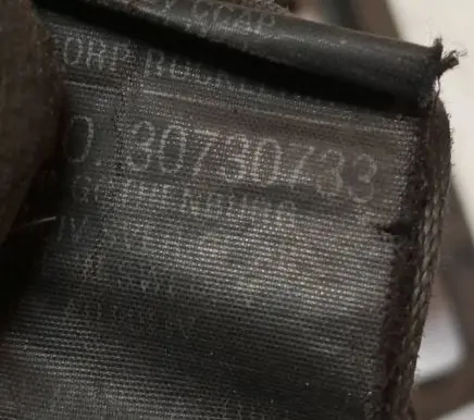 Volvo S80 Front seatbelt 88708408