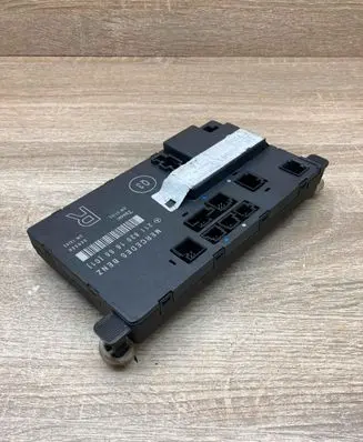 Mercedes-Benz E W211 Door control unit/module 2118201685 355556