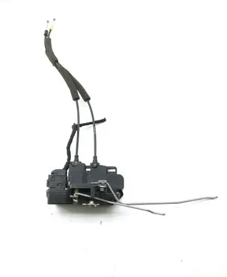 Chevrolet Captiva Front door lock