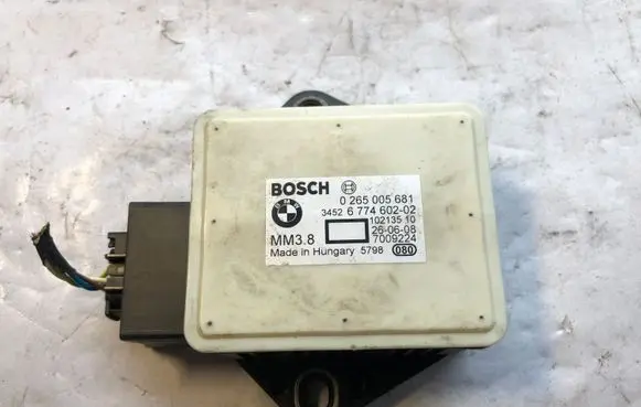 BMW 5 E60 E61 ESP acceleration yaw rate sensor 6774602 0265005681 34526774602