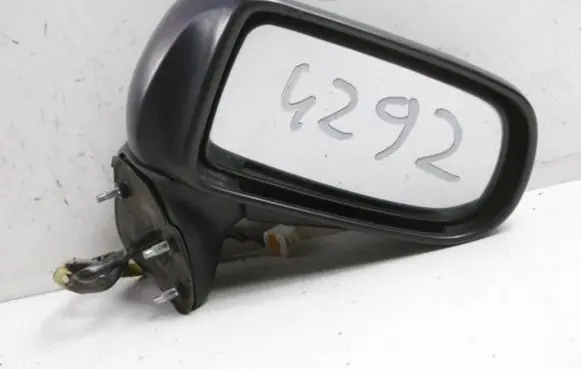 Mazda Premacy Manual wing mirror 